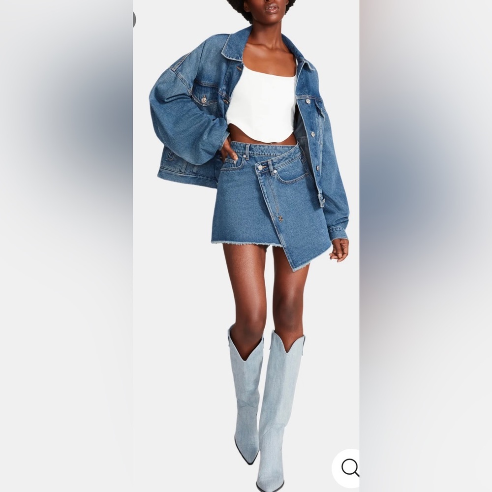 Steve Madden Assymetrical wrap blue denim skirt, size Small, NWT sample